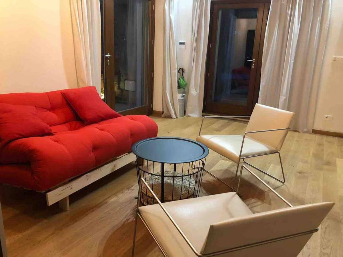 피네롤로 Casa Di Miele 빌라 외부 사진